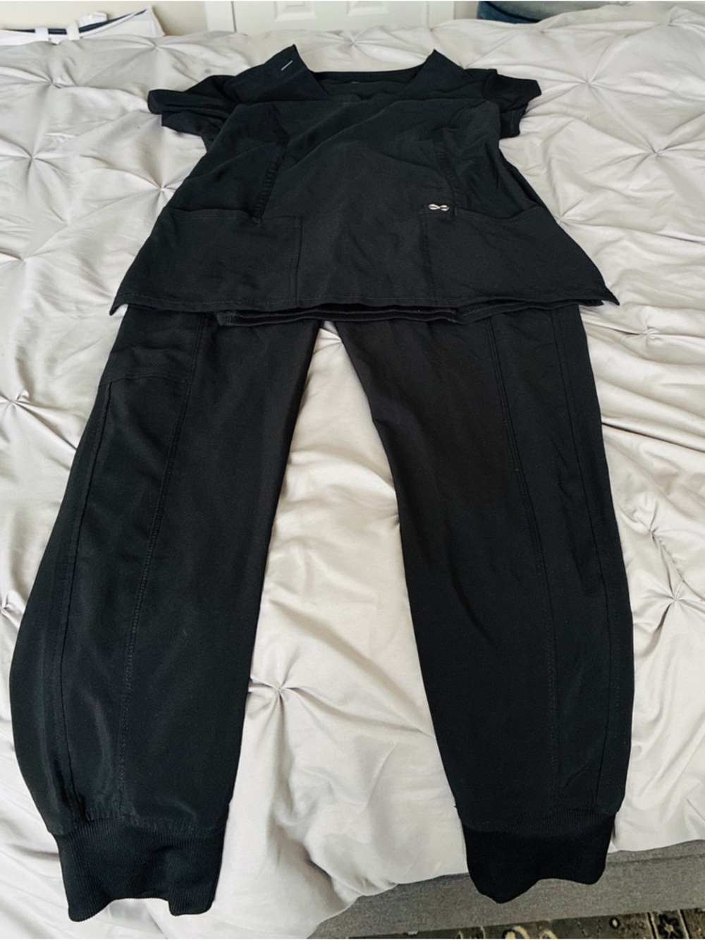 Cherokee Women's Black Jogger Scrubs Medium